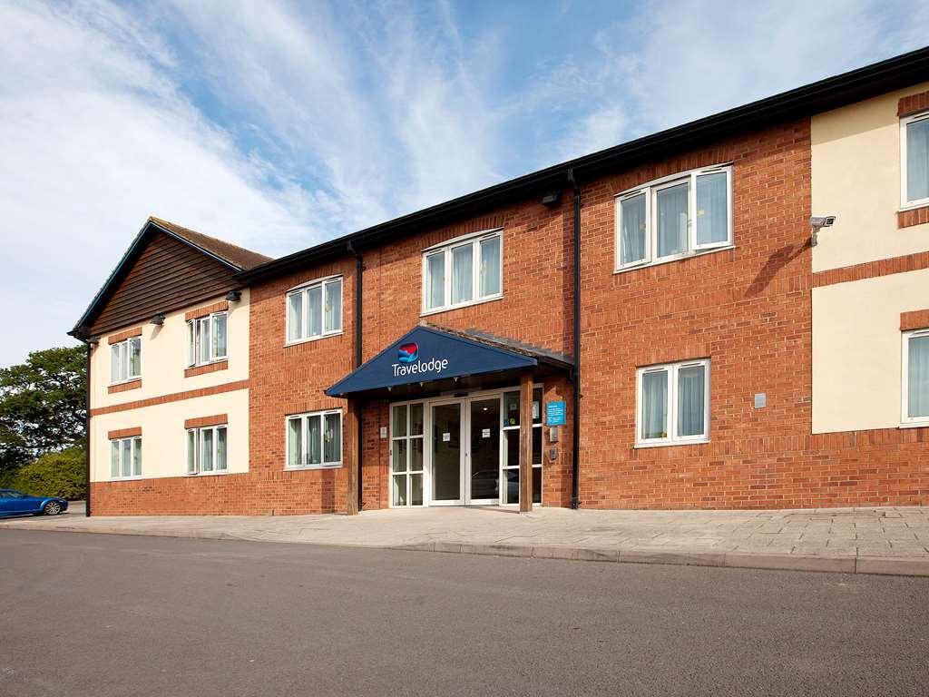 Travelodge Shrewsbury Battlefield Екстериор снимка