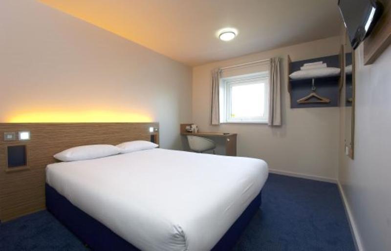 Travelodge Shrewsbury Battlefield Екстериор снимка