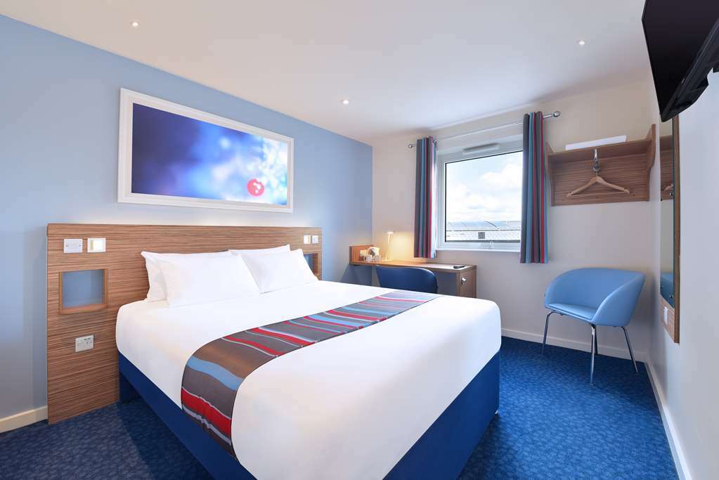 Travelodge Shrewsbury Battlefield Стая снимка